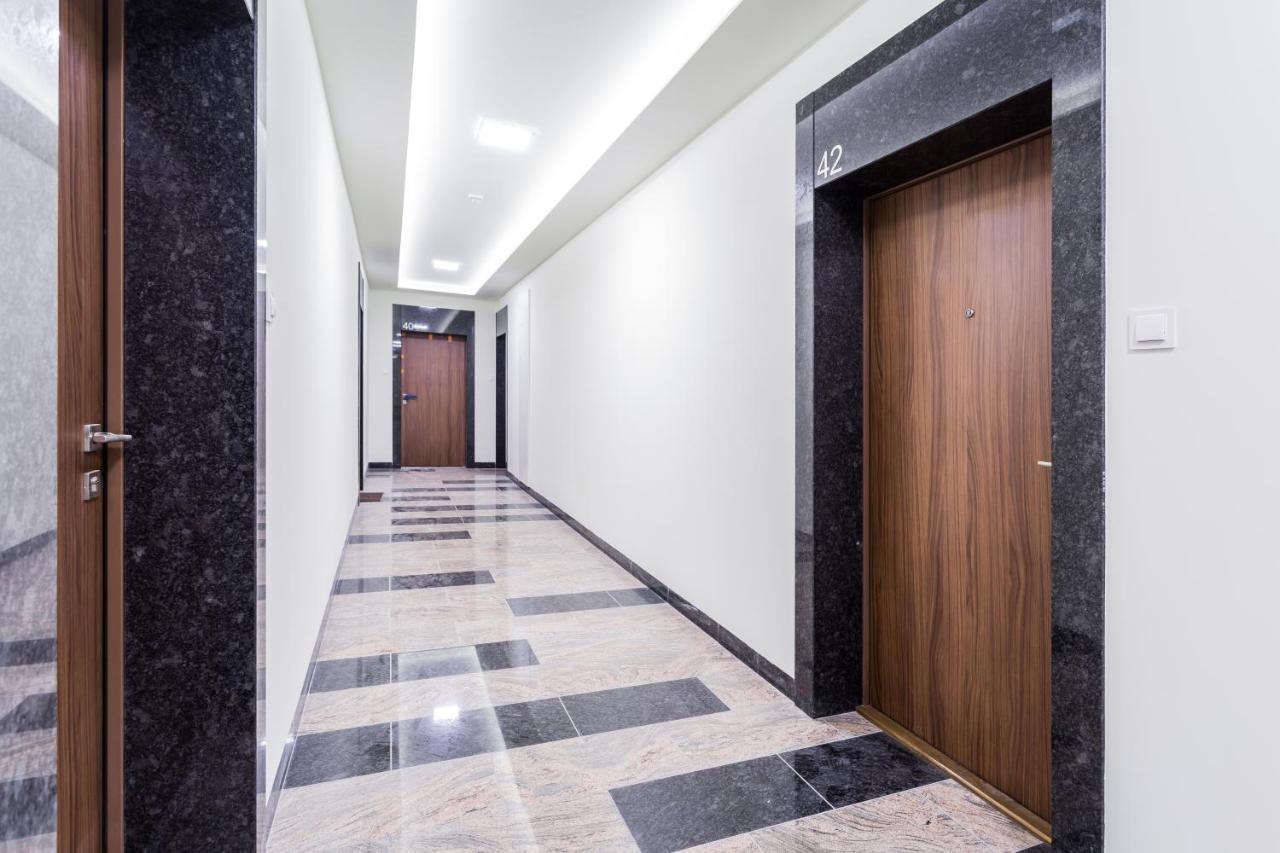 Resinest Apartamenty Jurowiecka J17 比亚韦斯托克 外观 照片