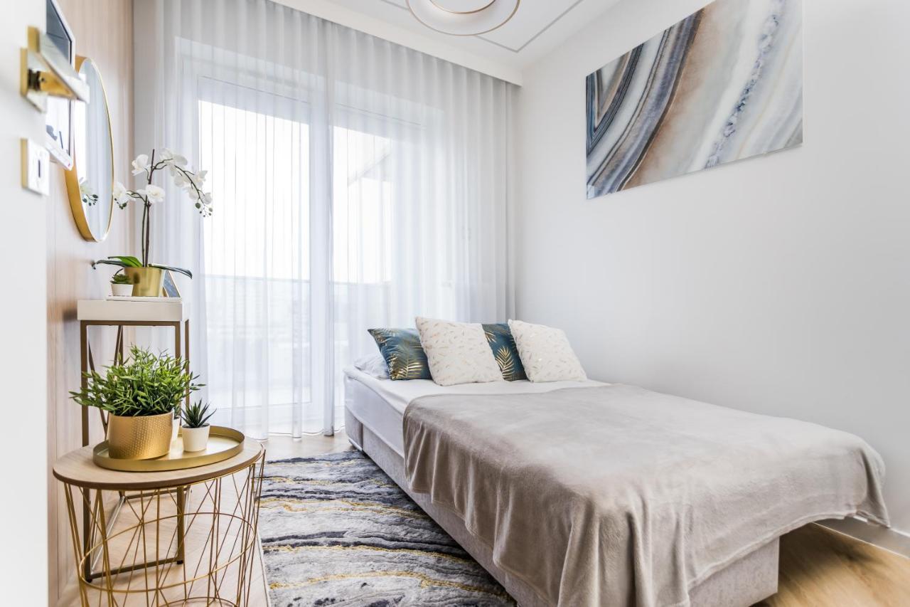 Resinest Apartamenty Jurowiecka J17 比亚韦斯托克 外观 照片