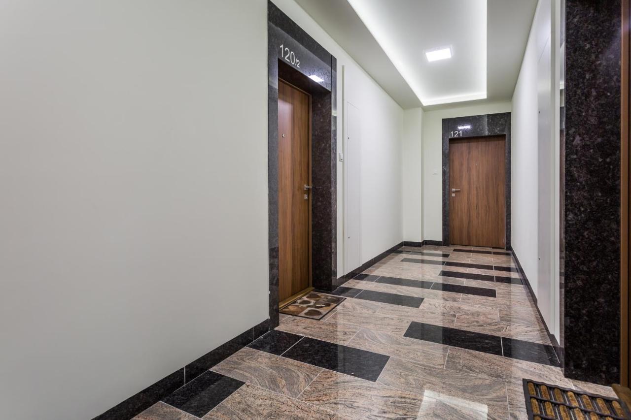 Resinest Apartamenty Jurowiecka J17 比亚韦斯托克 外观 照片