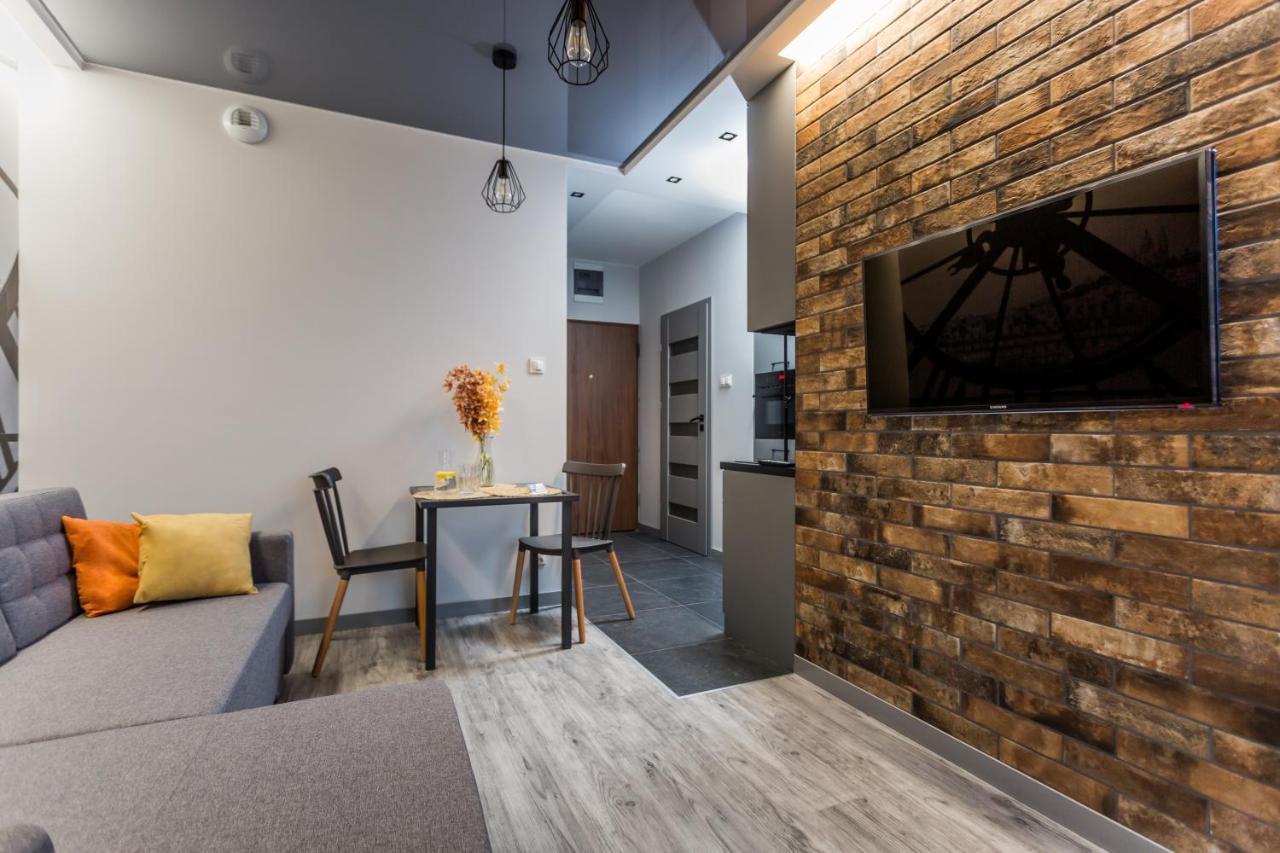 Resinest Apartamenty Jurowiecka J17 比亚韦斯托克 外观 照片