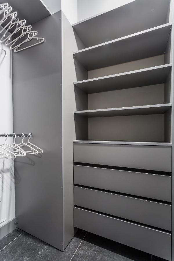 Resinest Apartamenty Jurowiecka J17 比亚韦斯托克 外观 照片