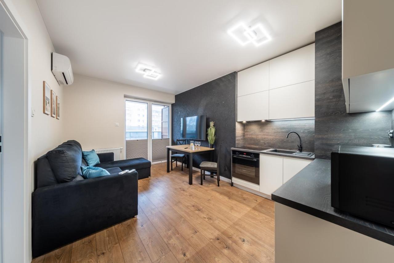 Resinest Apartamenty Jurowiecka J17 比亚韦斯托克 外观 照片