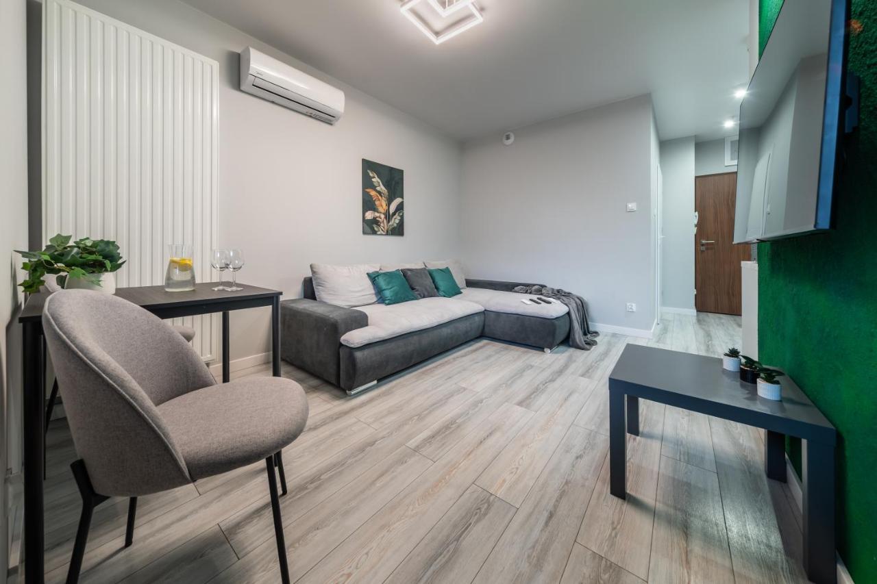 Resinest Apartamenty Jurowiecka J17 比亚韦斯托克 外观 照片