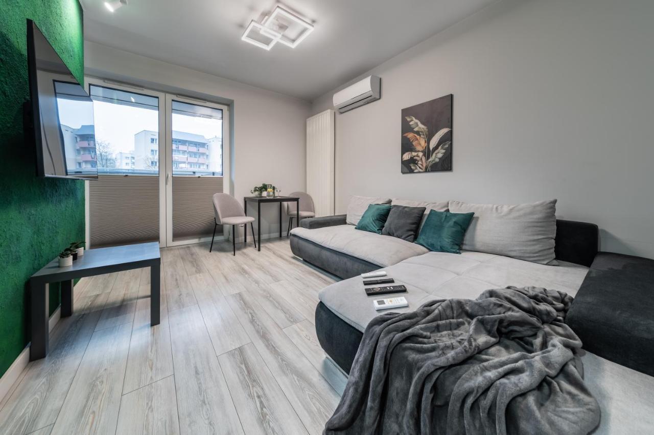 Resinest Apartamenty Jurowiecka J17 比亚韦斯托克 外观 照片